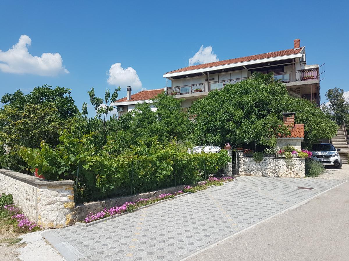 Apartment Adis 시베니크 외부 사진